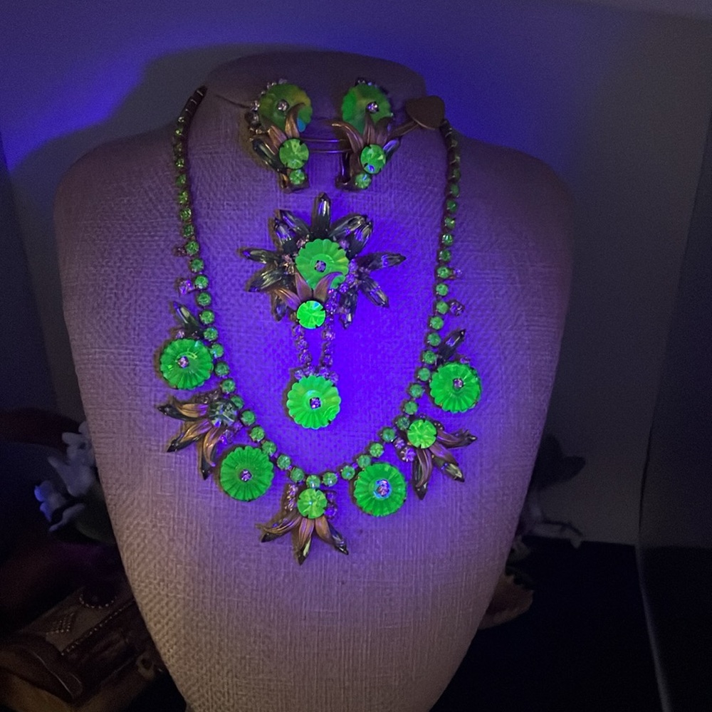 Juliana uranium set vintage verified π₯ - Picture 3 of 12